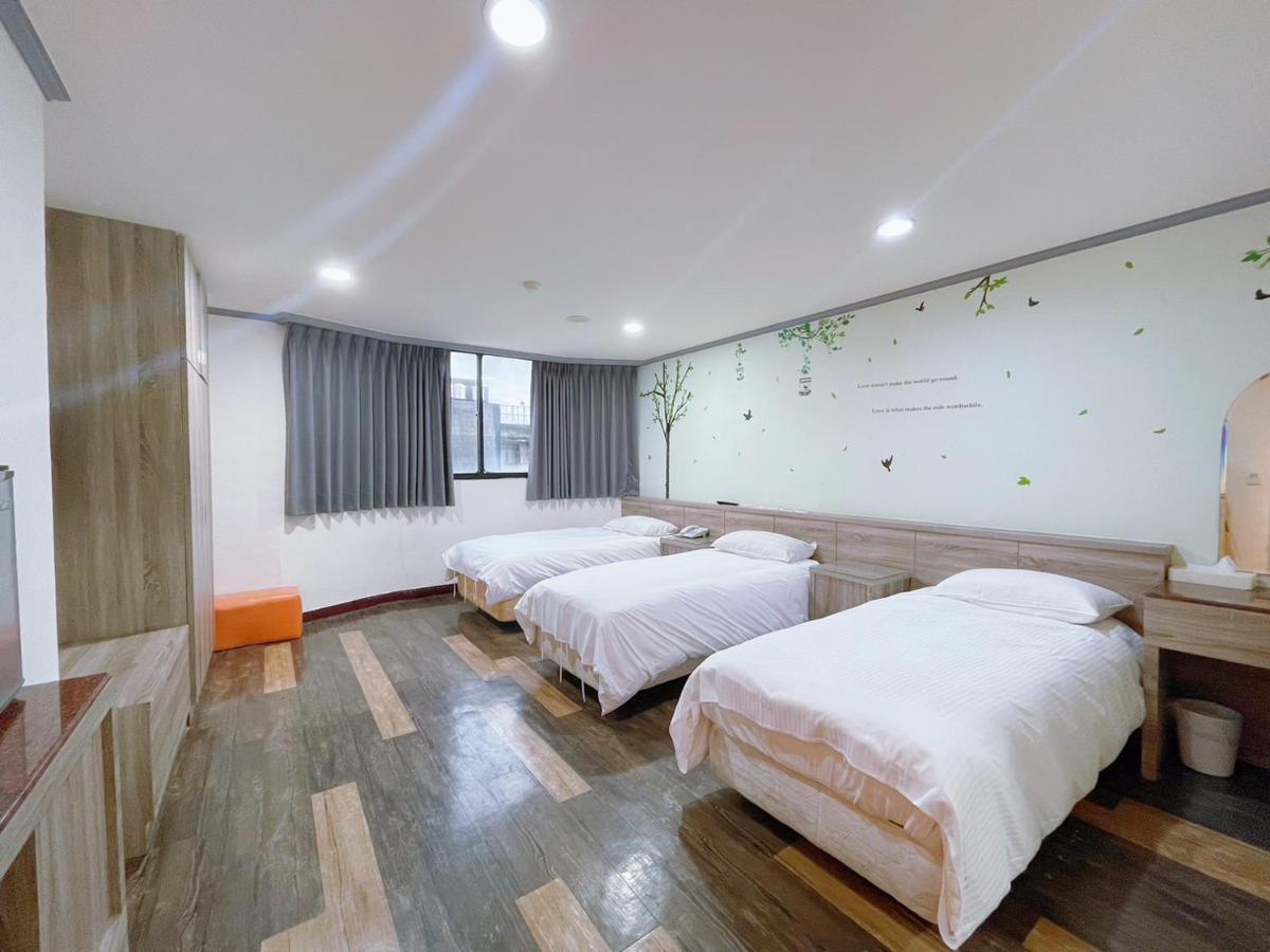 A22 Wei Lu Hotel Zhongli Bagian luar foto