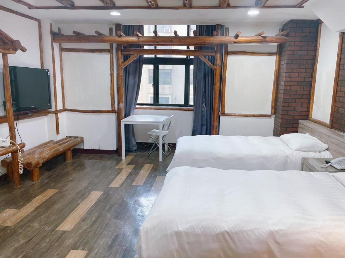 A22 Wei Lu Hotel Zhongli Bagian luar foto