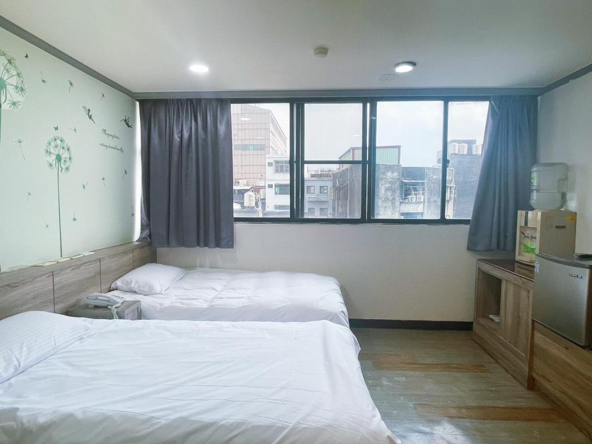 A22 Wei Lu Hotel Zhongli Bagian luar foto