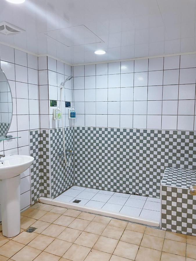 A22 Wei Lu Hotel Zhongli Bagian luar foto
