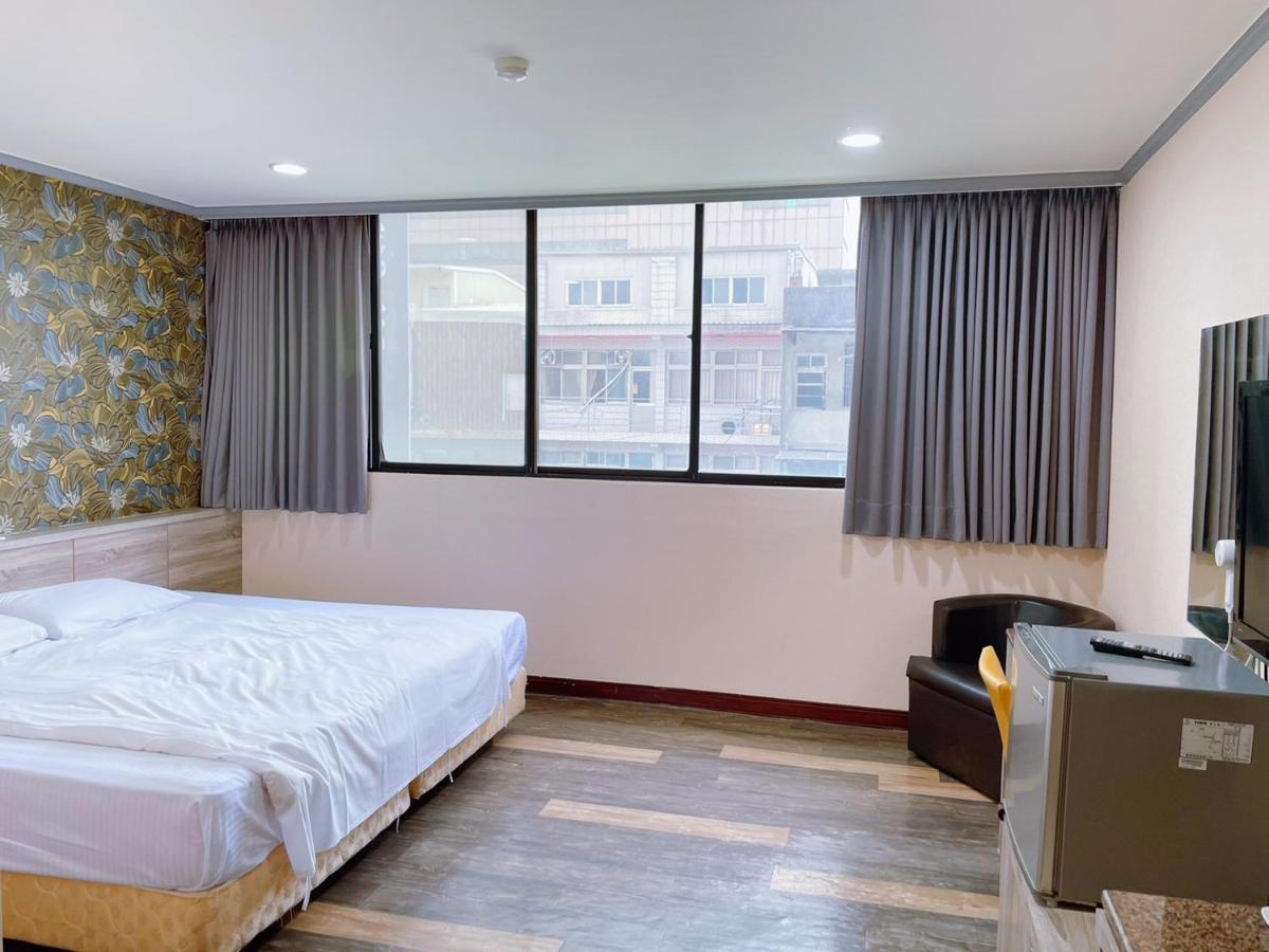 A22 Wei Lu Hotel Zhongli Bagian luar foto