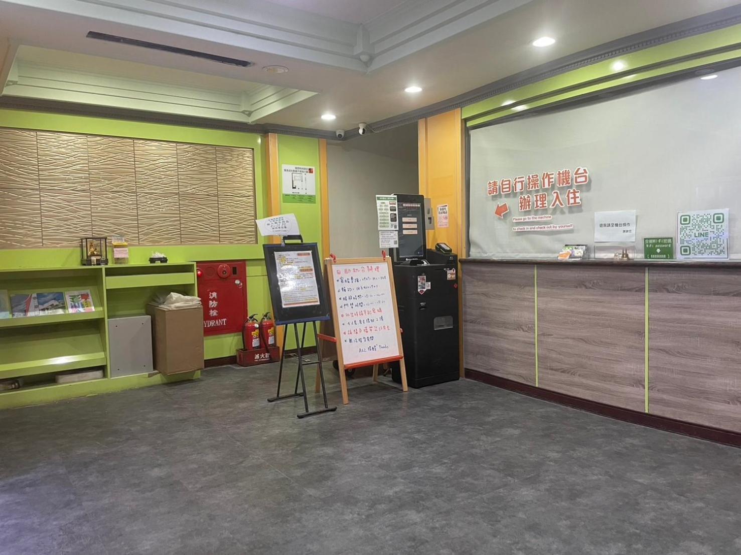 A22 Wei Lu Hotel Zhongli Bagian luar foto